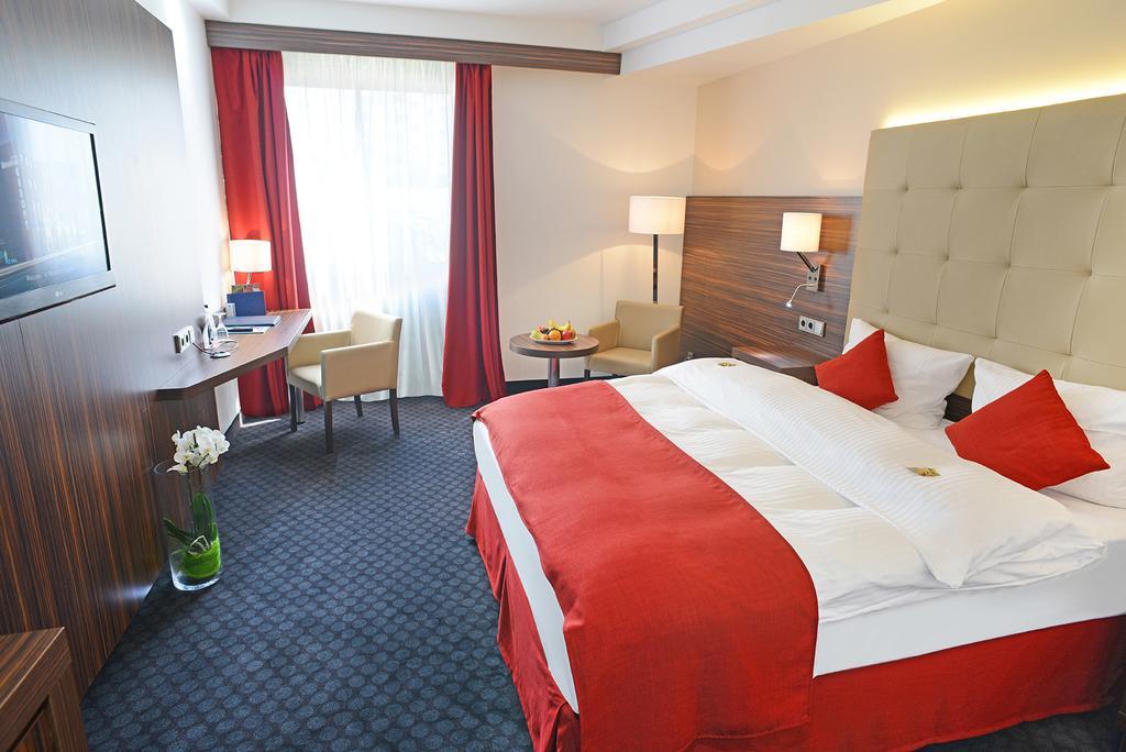 Messehotel Europe Stuttgart Bagian luar foto